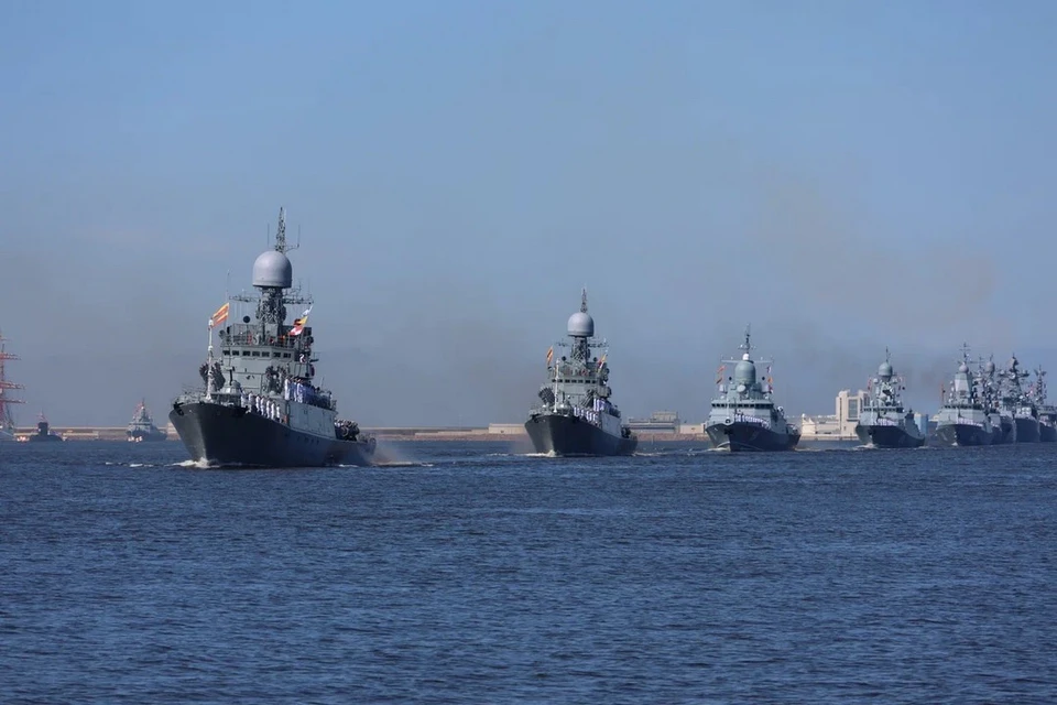 Главный Военно-морской парад в Петербурге пройдет без кронштадтской части.
