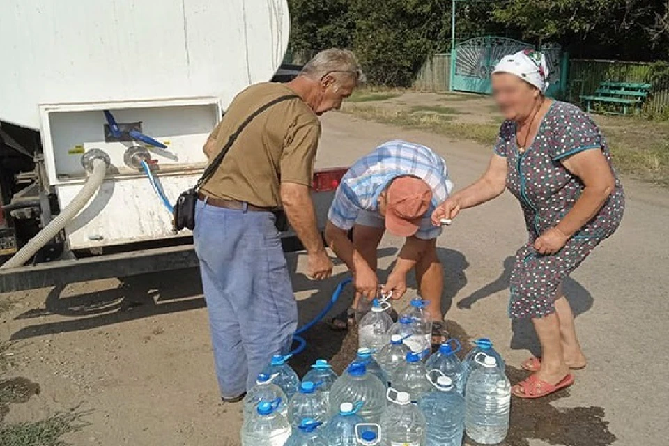В село Конские Раздоры Запорожской области доставили питьевую воду. ФОТО: администрация Пологовского муниципального округа
