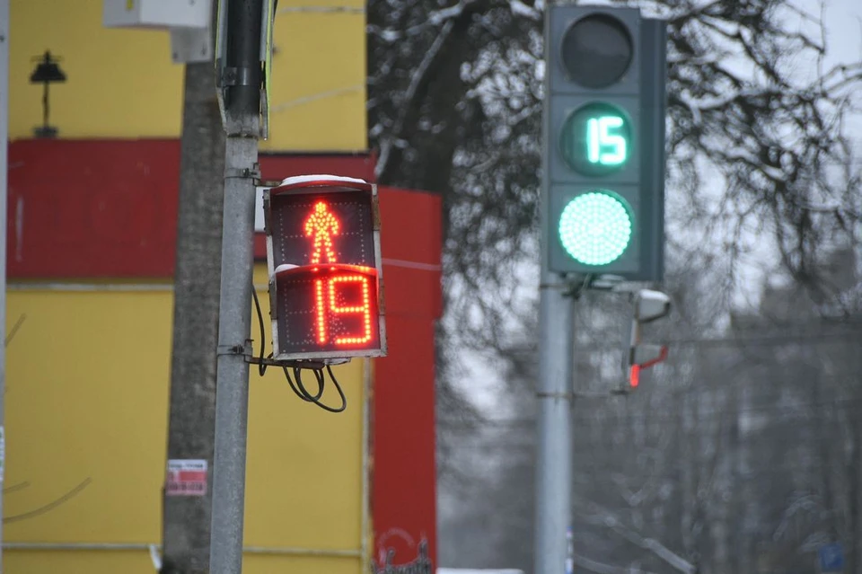 В выходные дни в Туле на улице Ф. Энгельса отключат один светофорный объект