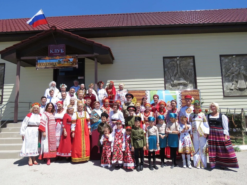 Праздник в Новобобровке, посвященный Дню фольклора. Фото: сайт Центра