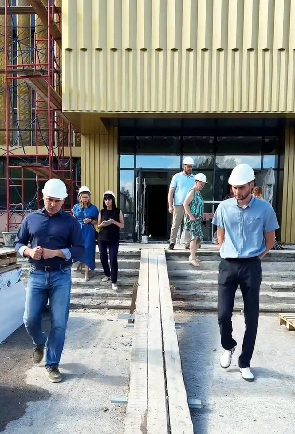 Скриншот из видео