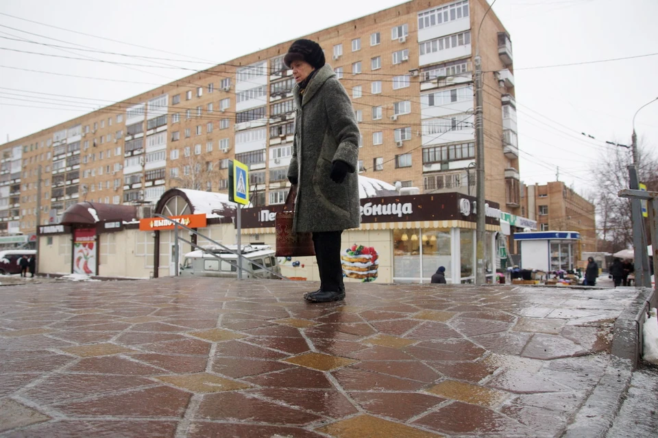 Поставщик привез в Самару некачественный противогололедный материал, да и то неполностью