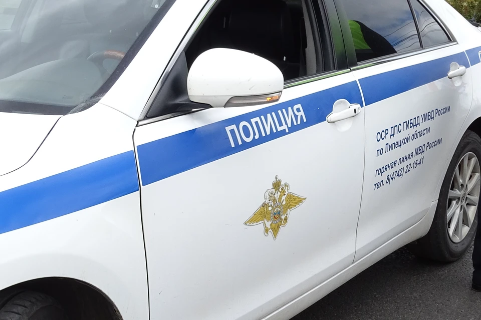 7-летний ребенок и женщина пострадали в тройном ДТП с автобусом в Липецке