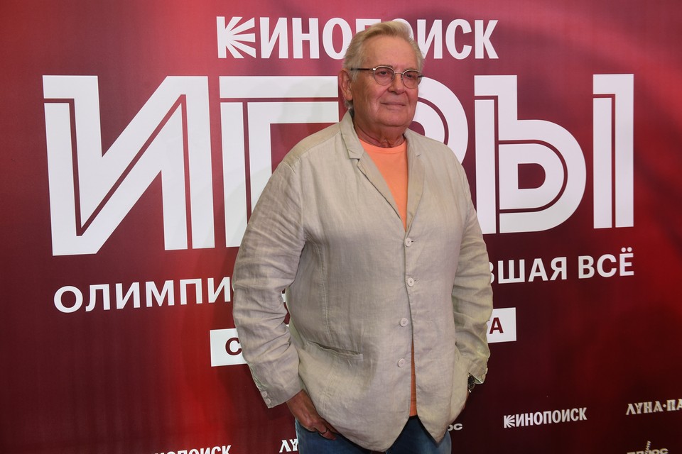 Юрий Стоянов о роли Брежнева в сериале «Игры»: «Грима не было вообще! Только  брови нарастили»