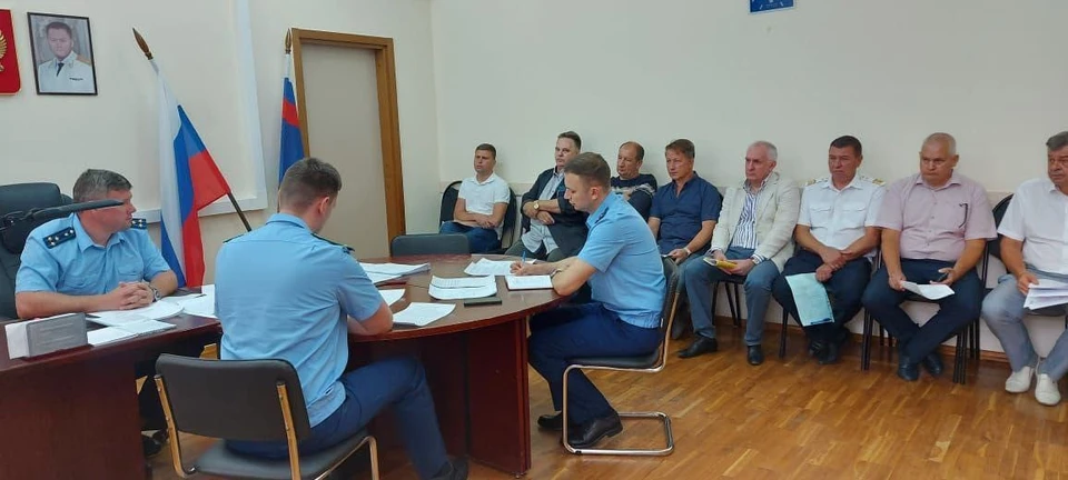 Сотрудники ульяновской прокуратуры выслушают жалобы на работодателей. ФОТО: тг-канал прокуратуры УО
