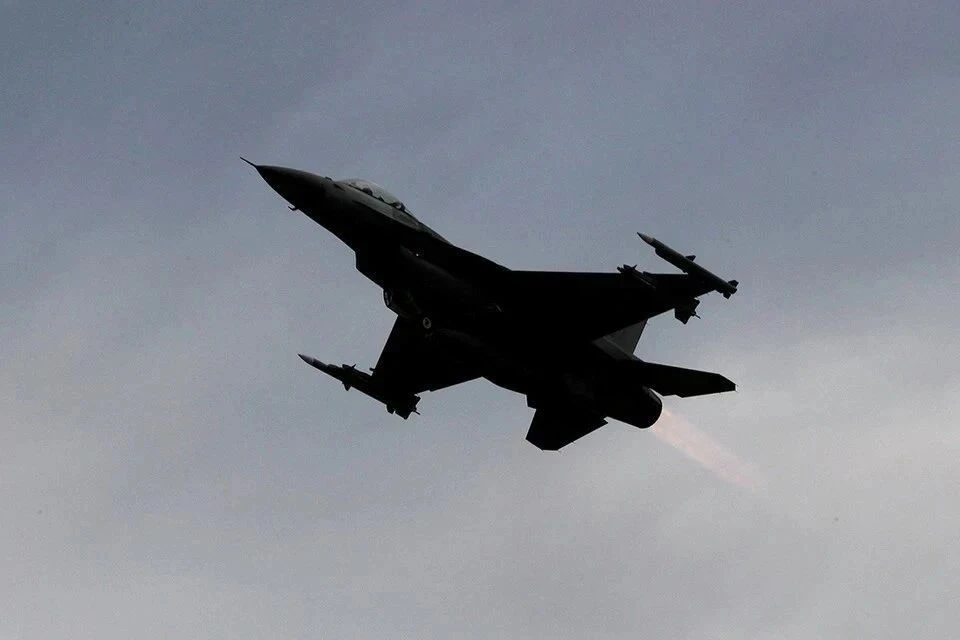 В России отреагировали на доставку западных истребителей F-16 Украине