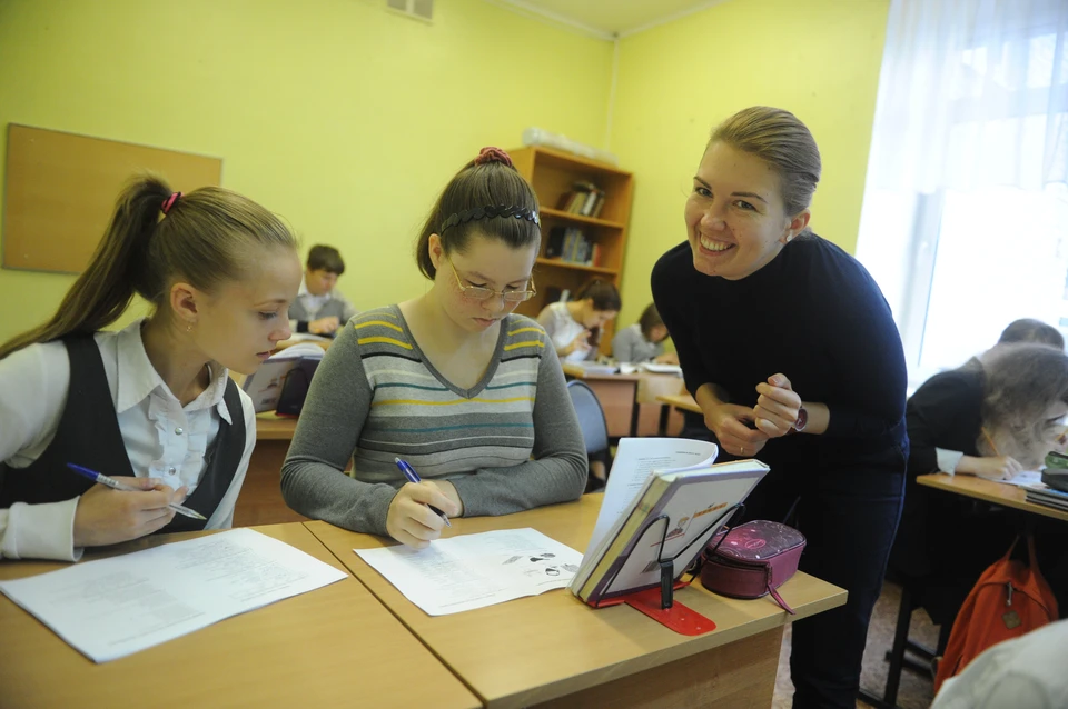 Молодым педагогам увеличат надбавку к зарплате в Нижнем Новгороде.