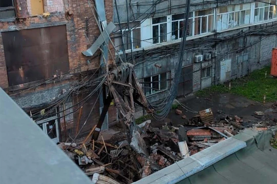 Прокуратура начала проверку после ЧП на набережной Обводного канала. Фото: vk.com/spb_today