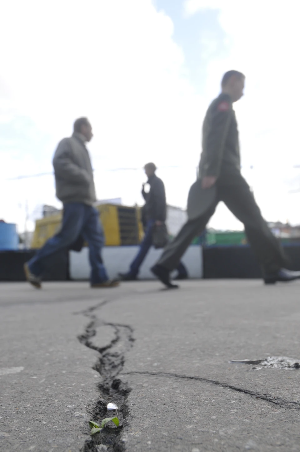 Провал у Нижегородского острога устранят к 12 августа.