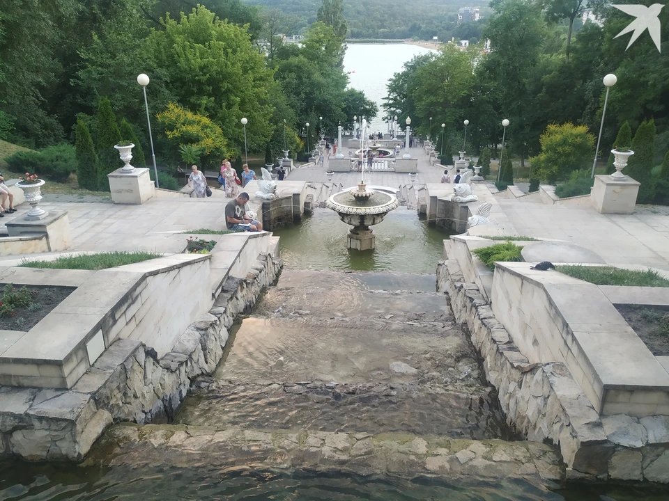 У воды жара полегче переносится