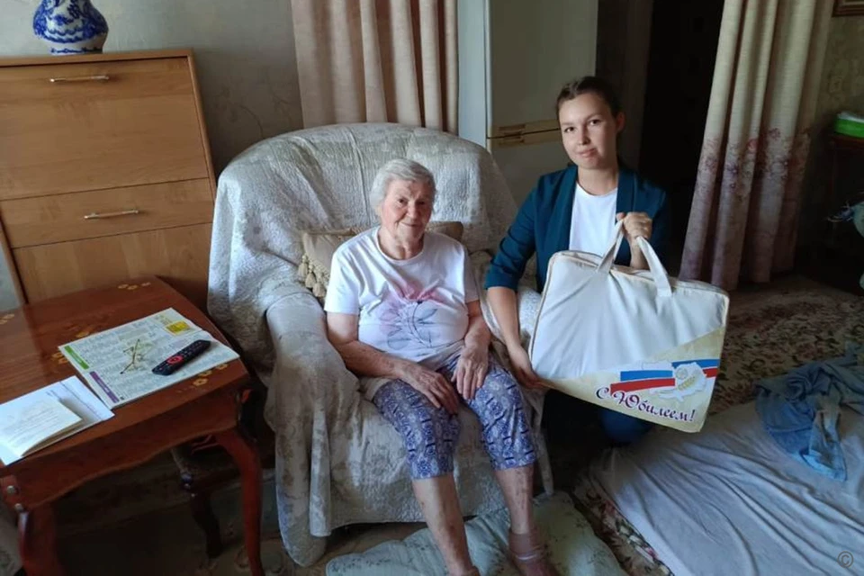 Ветерана поздравили с днем рождения
