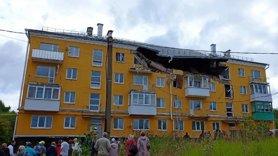 СК завел уголовное дело после взрыва газа в жилом доме в Пермском крае. Фото предоставлено очевидцами