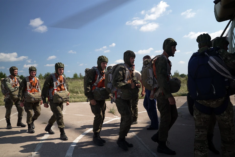 Военнослужащие соединения показали смелые и решительные действия, а также умение хладнокровно выполнять задачу в любых условиях обстановки