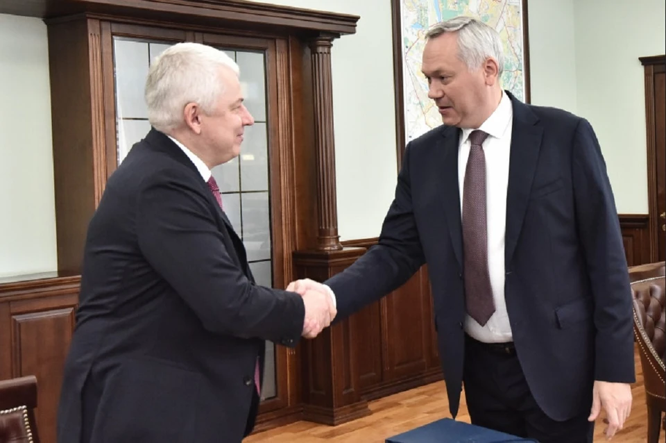 Правительство и КСП Новосибирской области решают задачи социально-экономического развития региона. Фото: правительство НСО.