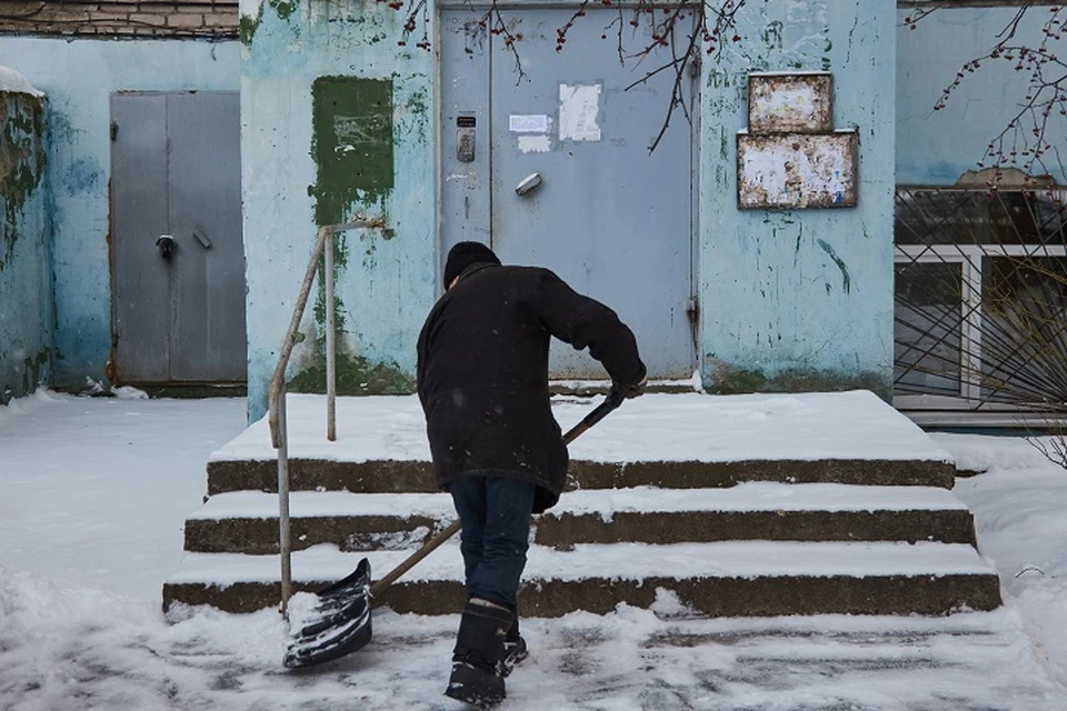 В Ярославле накануне зимы остро не хватает дворников.