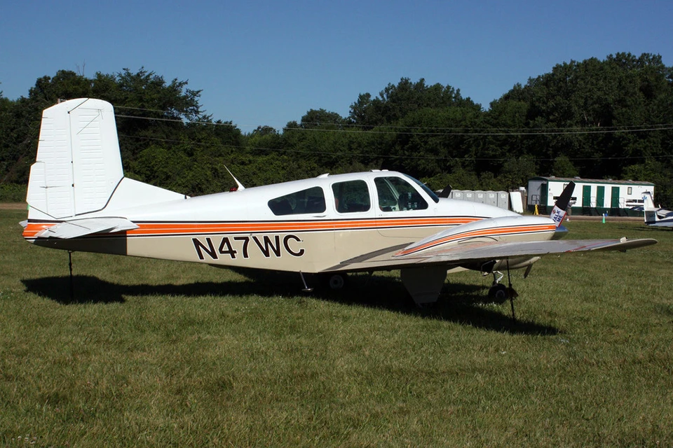 Трагедия произошла с двухмоторным самолетом Beechcraft 95. Фото: wikimedia.org