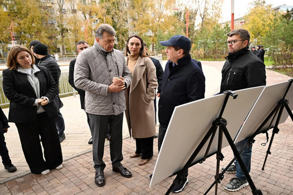 Сквер на Карбышева соединяется с парком «Комсомолец». Фото: Денис Гордийко