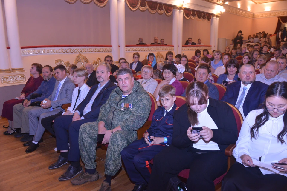 На празднике собрались отцы с семьями из всех городов и районов Самарской области. Фото: самарское реготделение партии "Единая Россия"