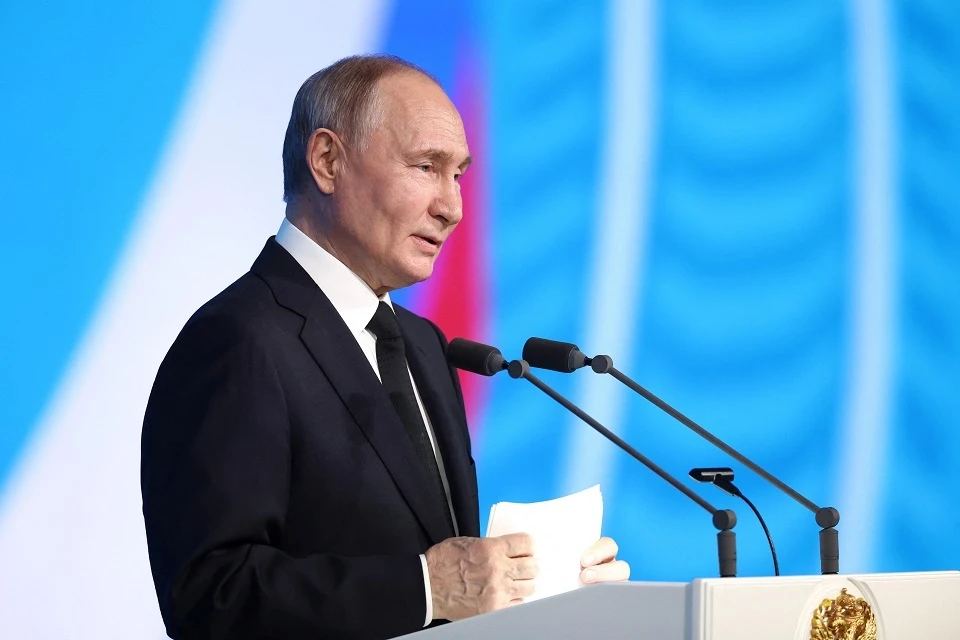 Путин: страны БРИКС утвердили Казанскую декларацию саммита