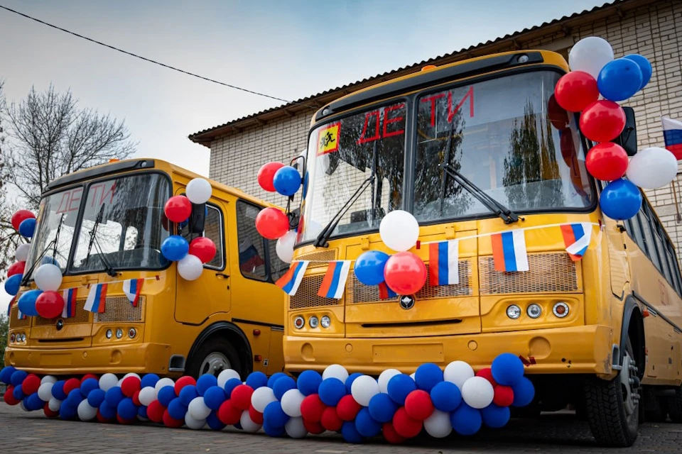 В Херсонской области автопарки школ пополнят 50 новых автобусов Фото: ТГ-канал Владимира Сальдо