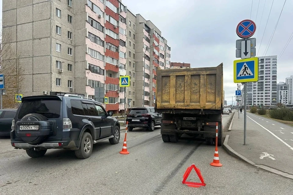 Грузовик сбил 15-летнего школьника на пешеходном переходе в Тюмени Фото: Госавтоинспекция по Тюменской области