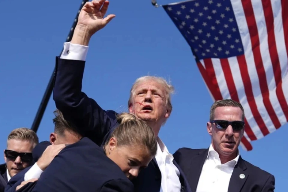 Дональд Трамп лидирует во все колеблющихся штатах на выборах президента в США