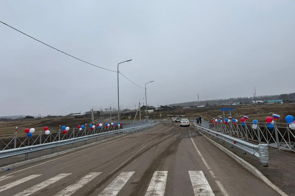 4,3 км автодорог отремонтировали в Заларинском районе.