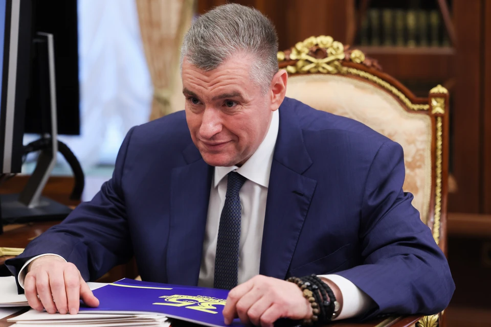 Руководитель фракции ЛДПР Леонид Слуцкий во время встречи с президентом. Фото: Вячеслав Прокофьев/пресс-служба президента РФ/ТАСС