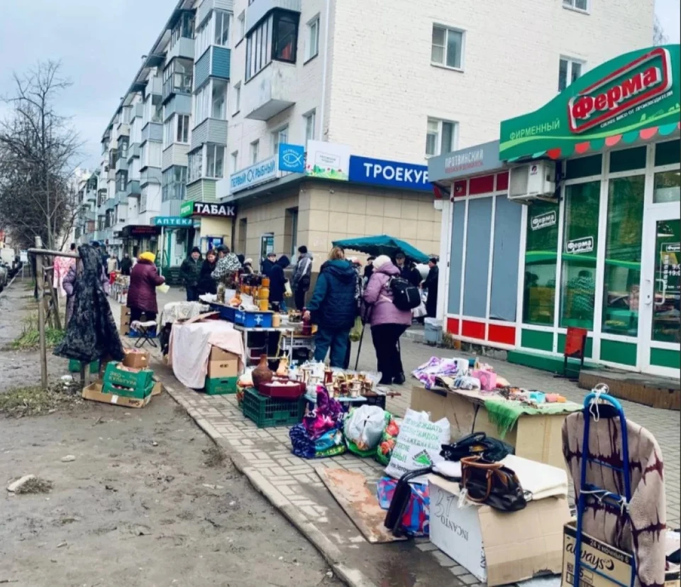 Жители улицы Плеханова в Калуге устали от уличных торговцев