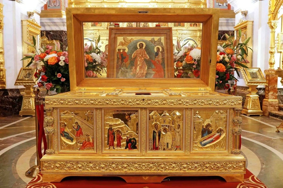 Это самая большая в мире часть мощей Николая Чудотворца.