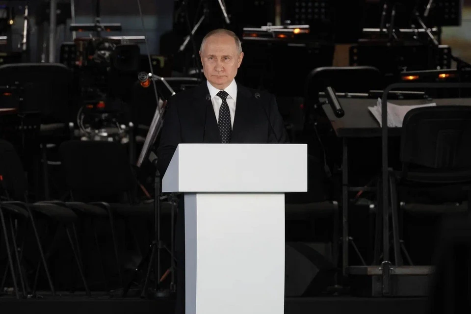 Владимир Путин в конце декабря проведет в Петербурге неформальную встречу с лидерами стран СНГ.