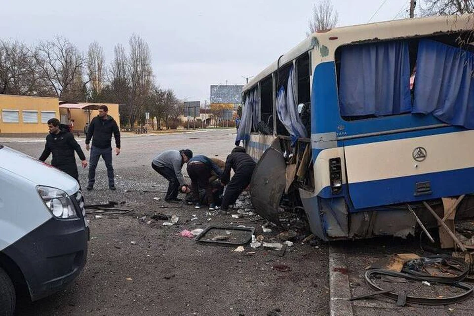 Пострадавшим от атаки украинских вооруженных формирований по автобусу в Новой Каховке 26 ноября окажут всю необходимую помощь. ФОТО: тг-канал Владимира Сальдо