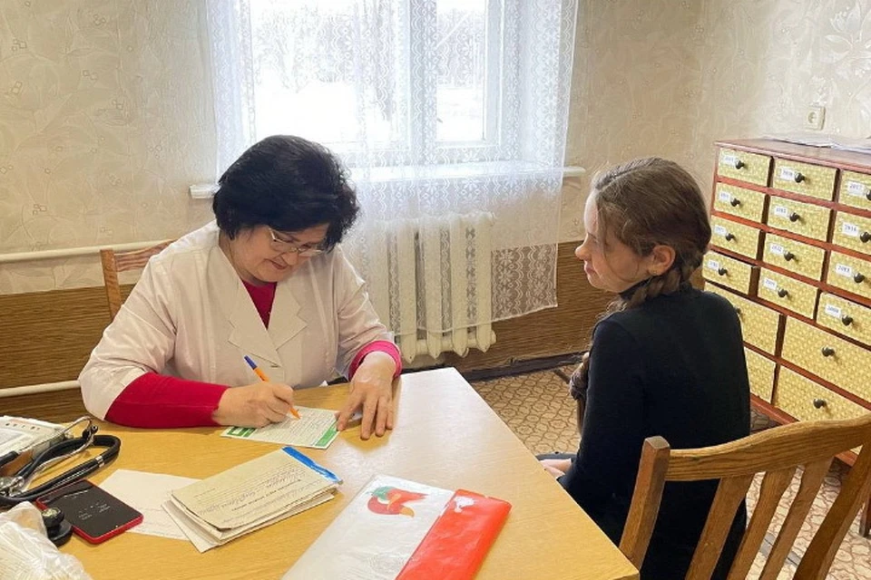 Медики при определенных условиях могут досрочно оформить страховую пенсию. Фото: Минздрав ДНР
