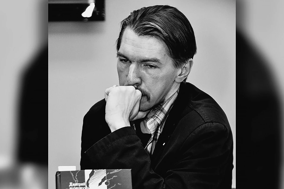 Умер Дмитрий Коржов в Екатеринбурге, куда приехал к родным. Там же его похоронили.