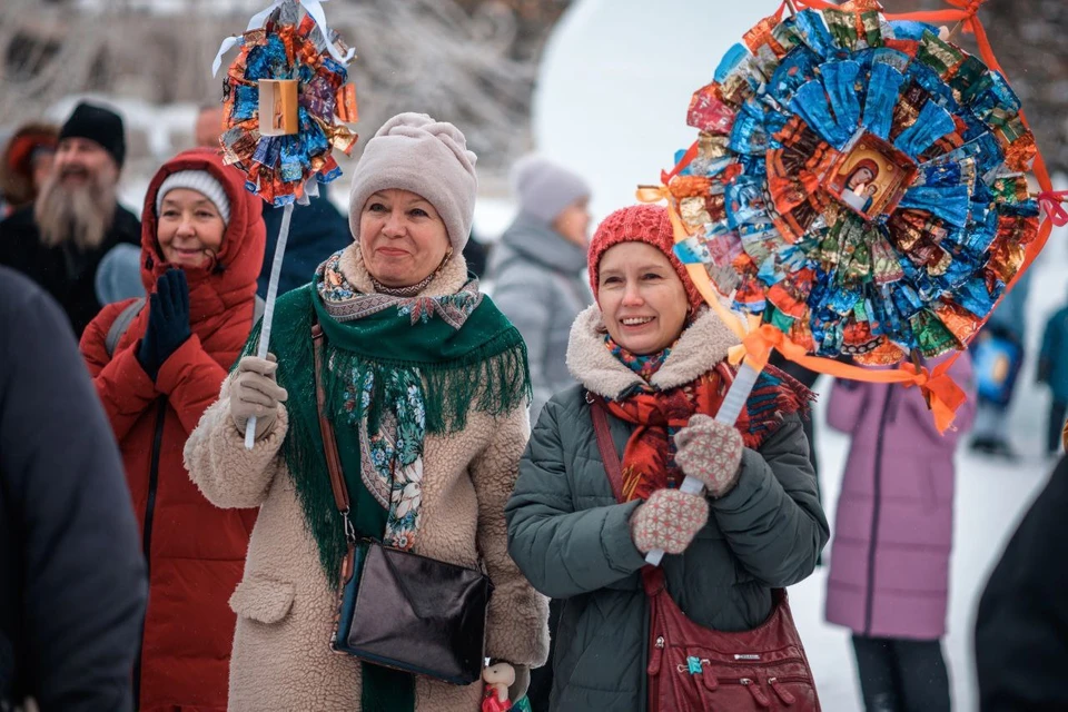 Гости споют колядки и попробуют выиграть в конкурсе. Фото: пресс-службы томской епархии