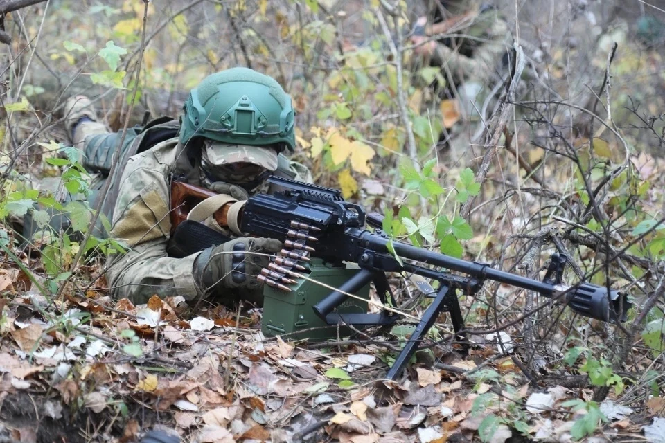 Российские военные бьют по ВСУ на Херсонском направлении.