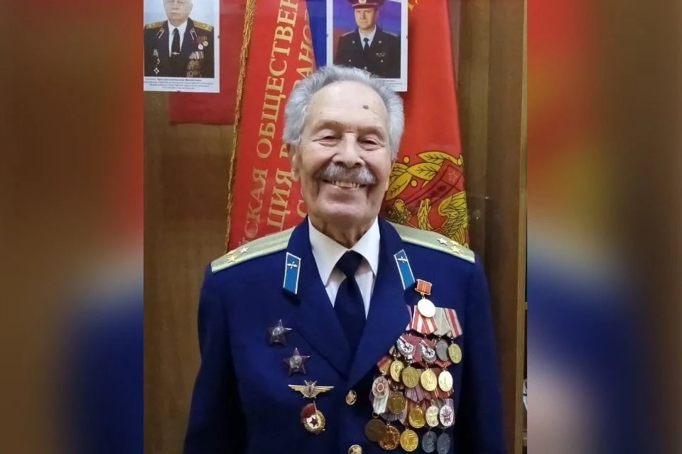 Петр Потемкин.