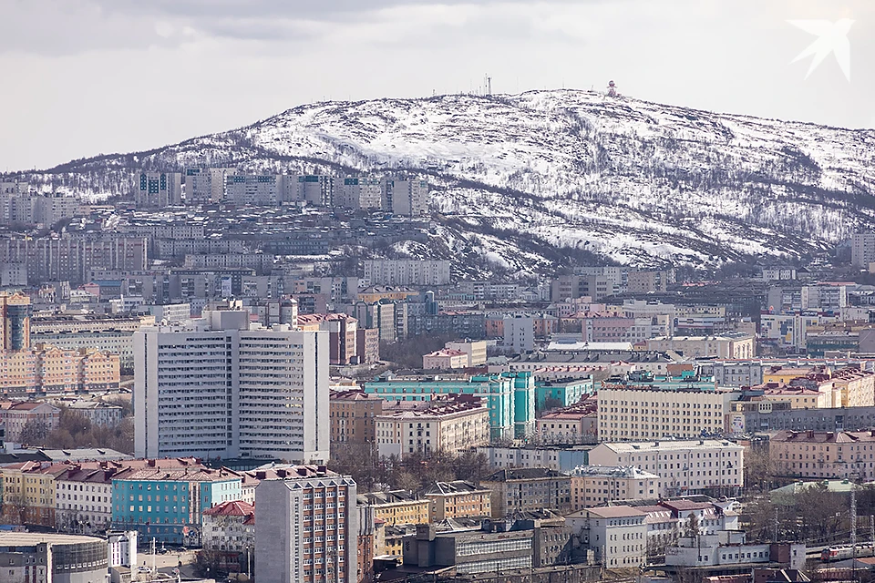 В поселке базируется 200-я отдельная гвардейская мотострелковая Печенгская ордена Кутузова бригада.