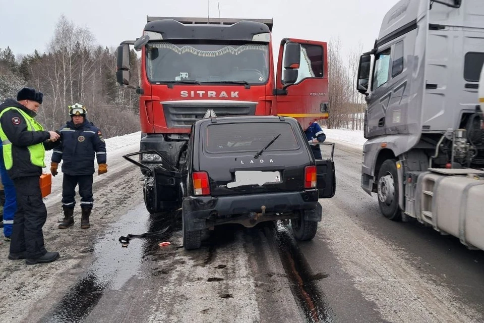 Водитель внедорожника погиб на месте. Фото: ГАИ Челябинской области