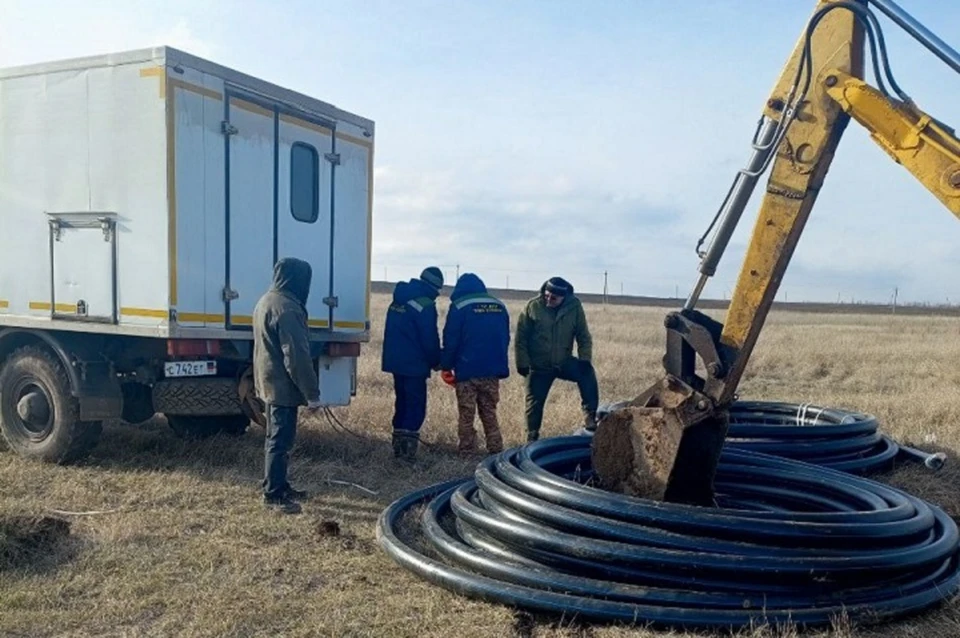 Специалисты улучшили водоснабжение для жителей поселка Александринка в Докучаевске. Фото: Минстрой ДНР