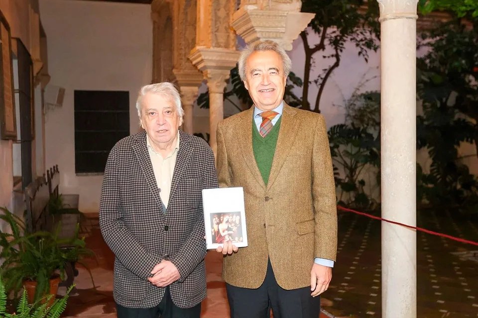 Энрике Вальдивьесо и Пабло Гутьеррес-Алеа во время презентации книги о Педро де Кампанья. Фото: MARÍA GUERRA/abc.es