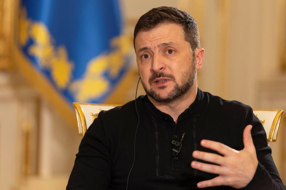 Дубинский: Зеленский закладывает бомбу под боеспособность украинской армии