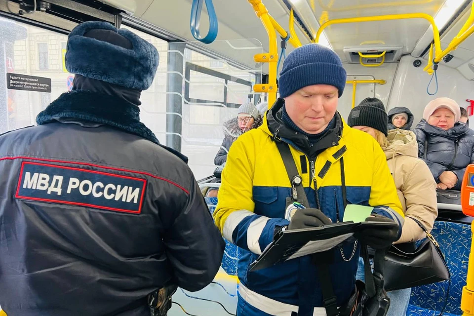Добросовестных пассажиров в Северной столице больше, чем «зайцев». Фото: Комтранс