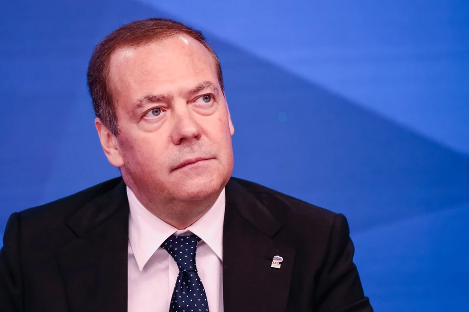 Дмитрий Медведев заявил, что особое внимание уделяется увеличению мощностей ОПК