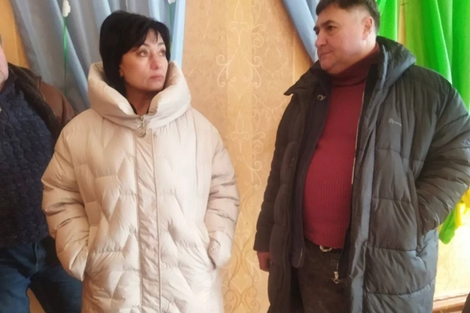Министр труда ДНР Денис Стрельченко провел встречу с жителями освобожденного Горняка. Фото: Минтруда ДНР