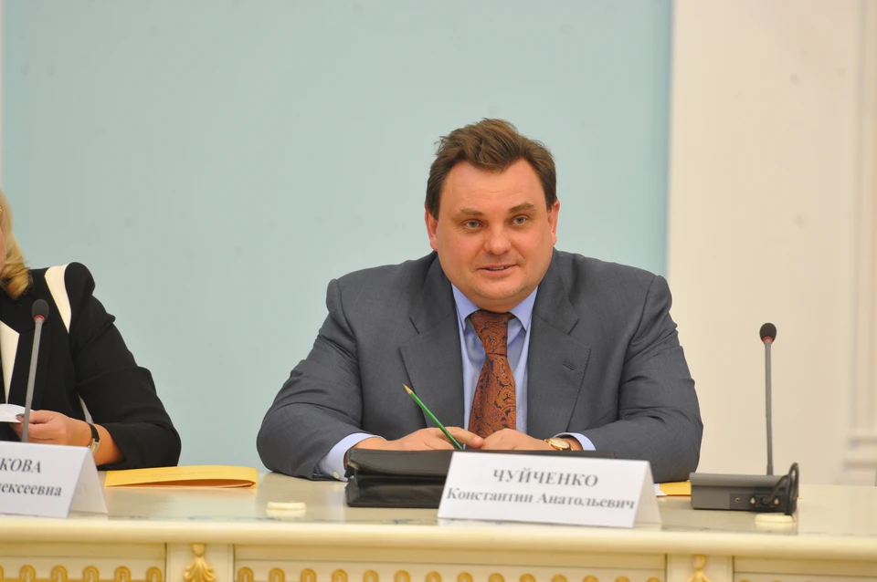 Министр юстиции РФ Константин Чуйченко подчеркнул успешную работу приставов по взысканию алиментов