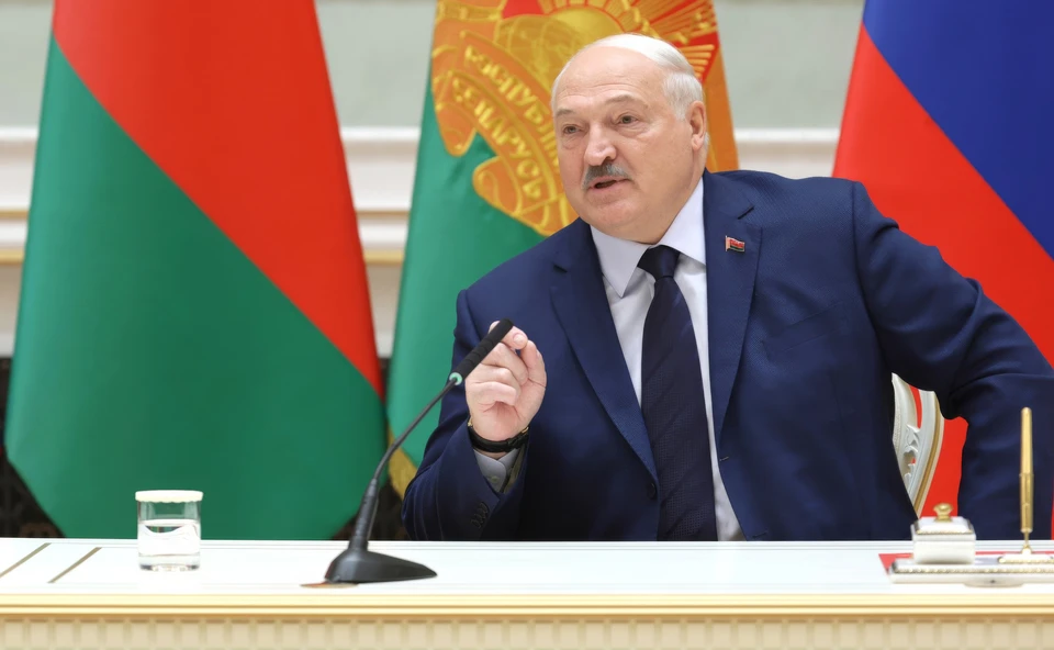 Лукашенко поставил задачу прекратить отток населения из регионов