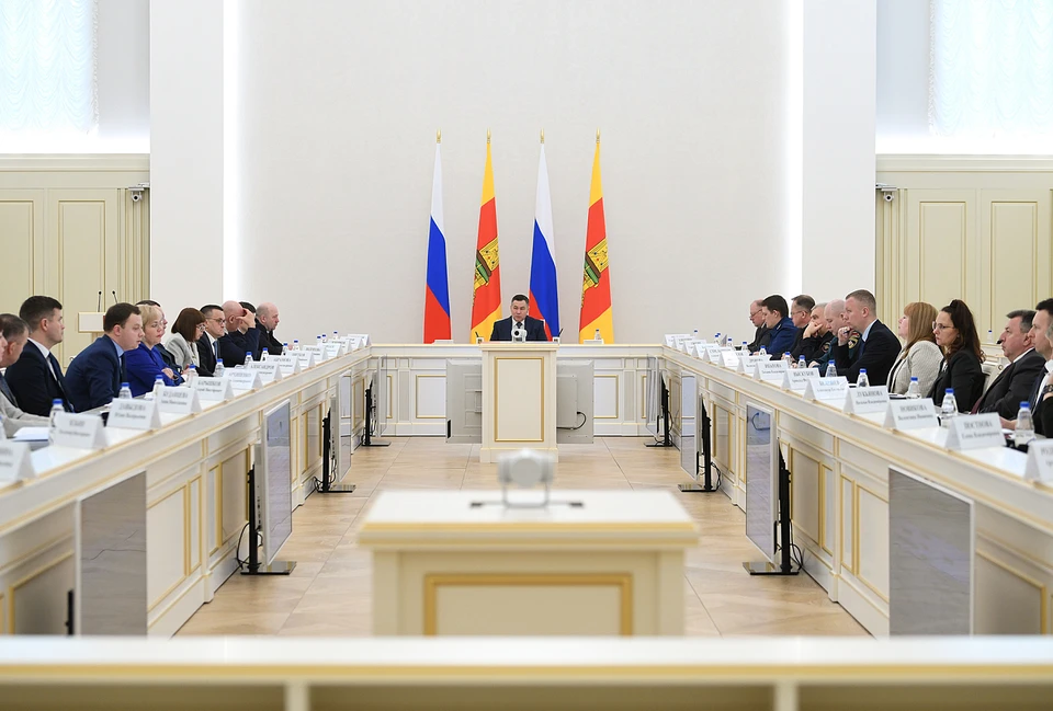 На заседании областного правительства приняли аналогичную «Времени Героев» региональную программу.