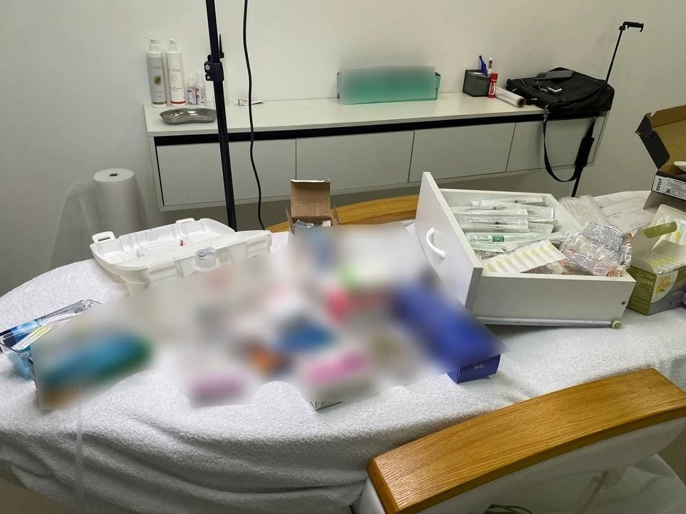 Жительницу Абакана подозревают в оказании медицинских услуг, повлекших вред. Фото: краевой СК