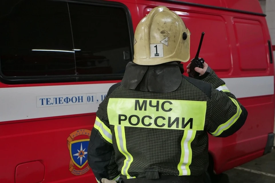 В Ульяновске рано утром на улице Водопроводной загорелся жилой дом